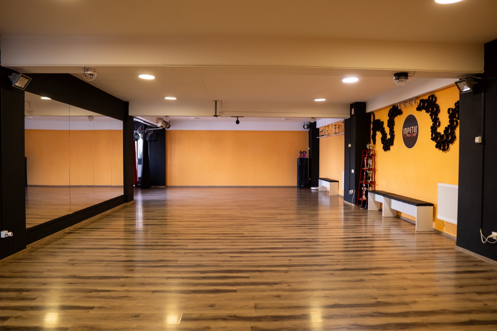 Sala de dans 13